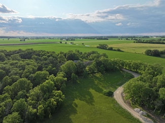 2300 Afton Rd, Janesville, WI 53548