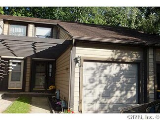 113 Softwind Cir, Baldwinsville, NY 13027