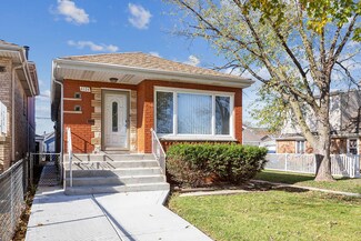 6124 S Normandy Ave, Chicago, IL 60638