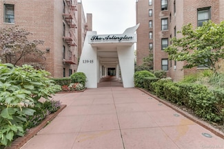 139-15 83rd Ave Unit 305, Jamaica, NY 11435