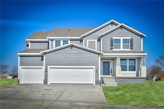 5822 Apache Dr, Shawnee, KS 66226