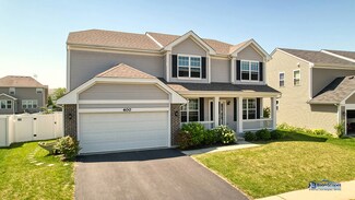 400 Minuet Cir, Volo, IL 60073