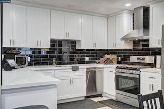 1324 104th Ave, Oakland, CA 94603