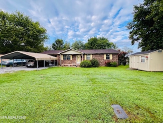 1215 Pomona Rd, Crossville, TN 38571