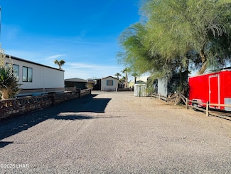 43 N Moon Mountain Ave, Quartzsite, AZ 85346