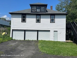 514 Miles Ave, Olyphant, PA 18447