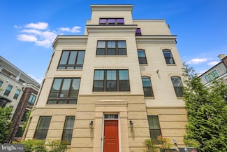 515 Halliard Ln Unit 398, Oxon Hill, MD 20745