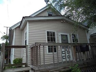206 E Webster St, Joliet, IL 60432