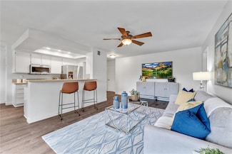 25275 Oak Canyon Ln Unit 6, Lake Forest, CA 92630