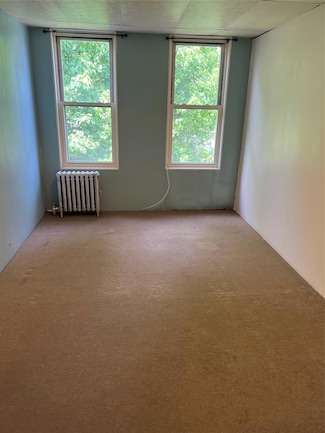 70-15 Grand Ave, Flushing, NY 11378