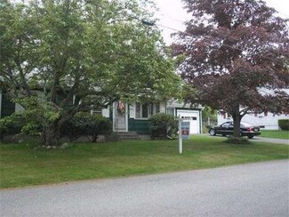8 Shaker Rd, North Dartmouth, MA 02747