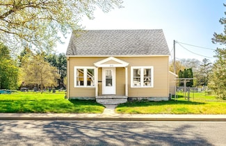 814 Fleming Ave, Eau Claire, WI 54701