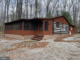 50 Whipporwill Ln, Orrtanna, PA 17353