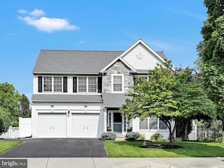 251 N Oak St, Lititz, PA 17543