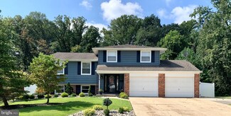 20 Sleepy Hollow Rd, Stratford, NJ 08084