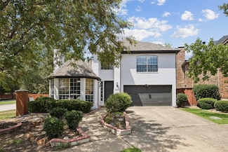 1085 Leisure Ln, Irving, TX 75063