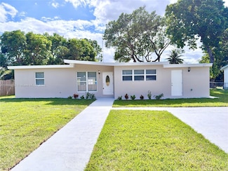 124 Harvard Rd, West Park, FL 33023