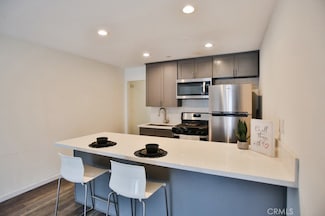 17200 Newhope St Unit 206, Fountain Valley, CA 92708