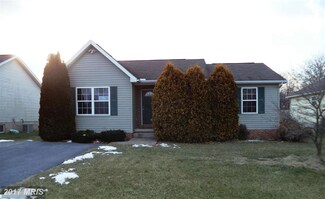 13920 Sweet Vale Dr, Hagerstown, MD 21742