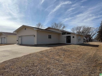720 Garfield St, Granville, IA 51022