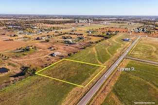 6 S Cypress St, Derby, KS 67037