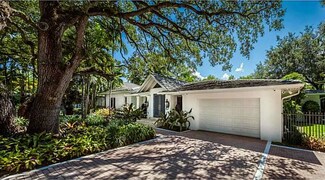 4100 Pinta Ct, Miami, FL 33146