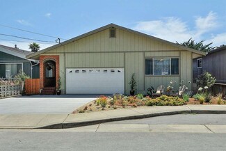 762 Buena Vista St, Moss Beach, CA 94038