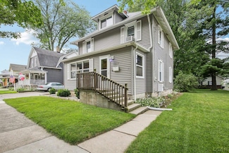 412 Giles Ave, Blissfield, MI 49228