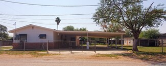 1402 Saltillo, Cotulla, TX 78014