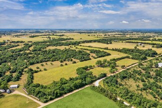 000 School Rd W, Industry, TX 78944