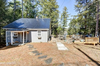 129 Woodland Ave, Gloversville, NY 12078