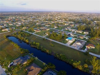 1124 NW 28th Ave, Cape Coral, FL 33993