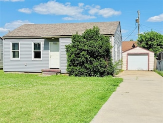 1041 S Miles Ave, El Reno, OK 73036
