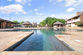 1901 Cloisters Dr Unit 921, Arlington, TX 76011