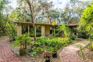 14824 N 23rd St, Lutz, FL 33549