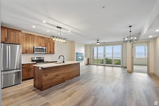 35 E 150 S Unit 302B, Garden City, UT 84028