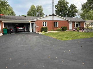 370 Mccabe Ave, Upland, IN 46989