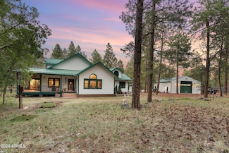 129 E Foothill Trail, Williams, AZ 86046