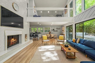161 Sir Bradford Rd, Pocono Lake, PA 18347