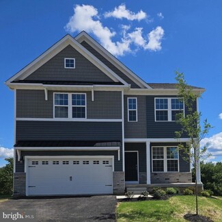 105 Winding Rd, Easton, PA 18040