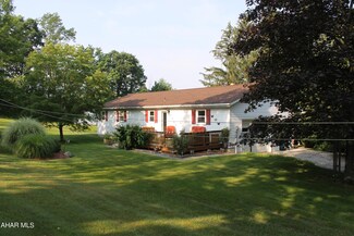 268 Woodside Ln, Duncansville, PA 16635