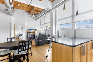 120 Holmes St Unit 218, Quincy, MA 02171