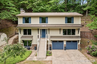 401 Stickney Ridge Rd, Grand Haven, MI 49417