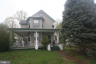 927 Bellevue Ave, Penndel, PA 19047