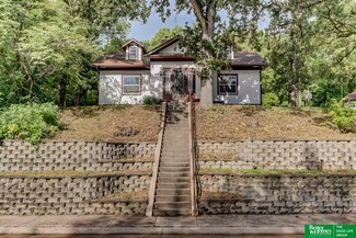 1330 Franklin St, Bellevue, NE 68005