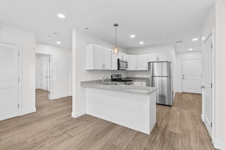 693 Western Ave Unit 104, Lynn, MA 01905