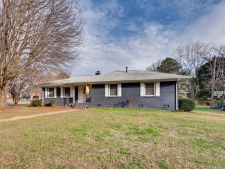 6212 Swift Arrow Ln, Charlotte, NC 28214
