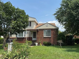 805 James St, New Martinsville, WV 26155
