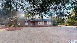 521 E Richardson Cir, Hartsville, SC 29550