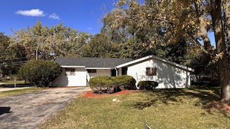 124 W Briarcliff Rd, Bolingbrook, IL 60440